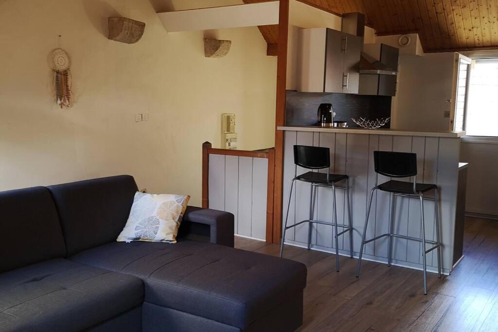 Duplex Au Centre Ville, Dans Cour Interieure Calme Dole Eksteriør bilde
